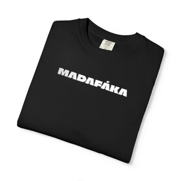 Madafaka T-särk 🧵 (tikitud)